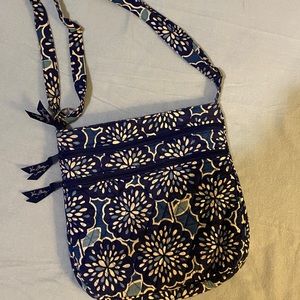 Vera Bradley floral purse